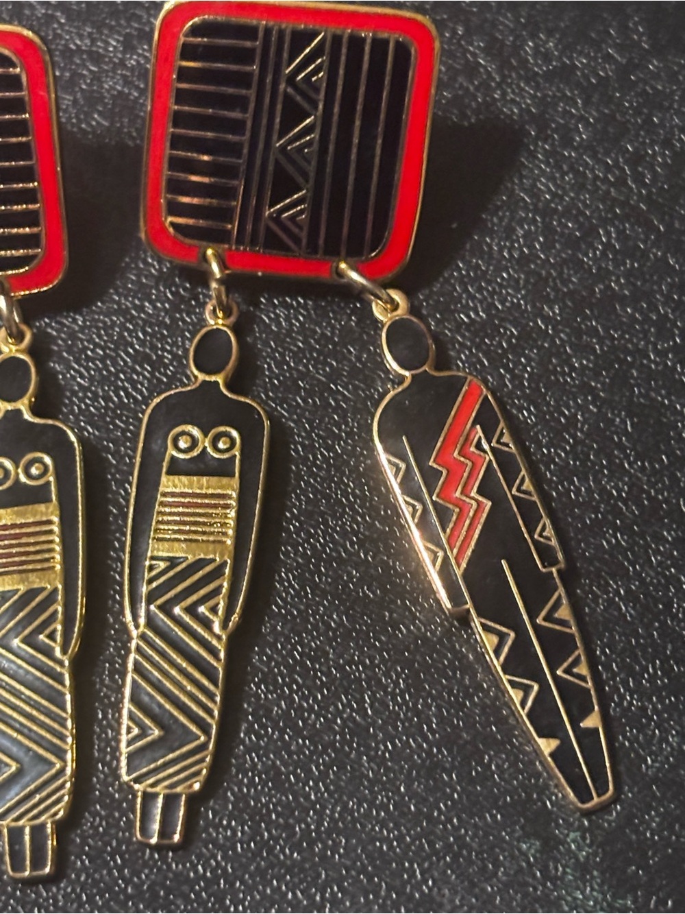 Laurel Burch Black and Red Tribal Figure Drop Earrings Friends Woman Man Tribal - Picture 10 of 11